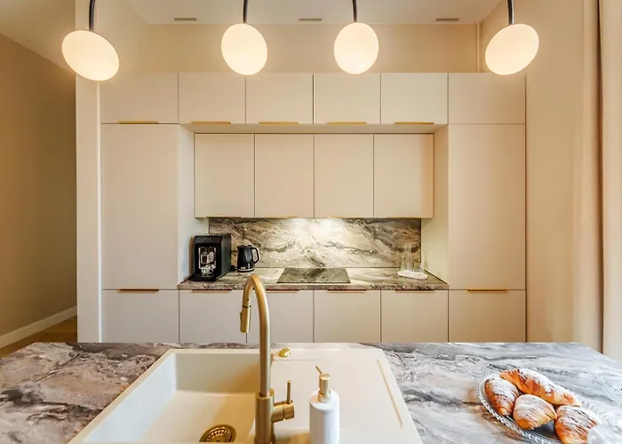 Lighthouse - Pomorska 5 Apartament *