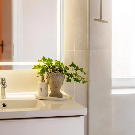 Διαμέρισμα Lighthouse - Pomorska 5 *