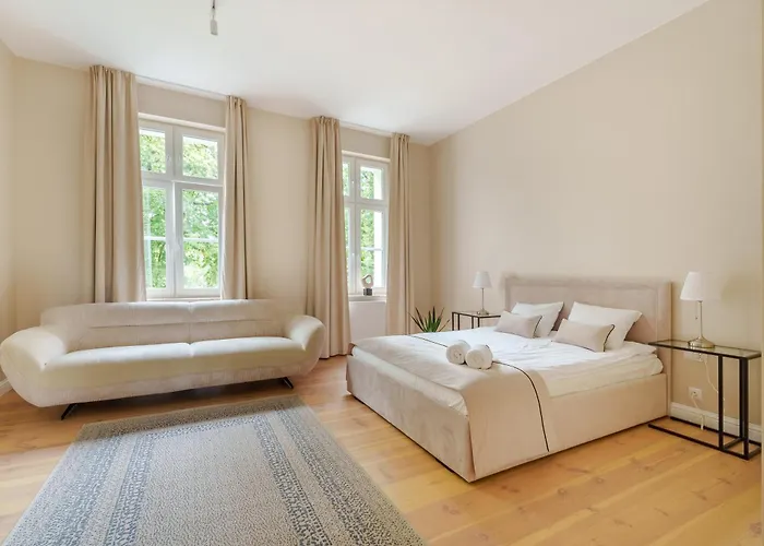 Lighthouse - Pomorska 5 شقة